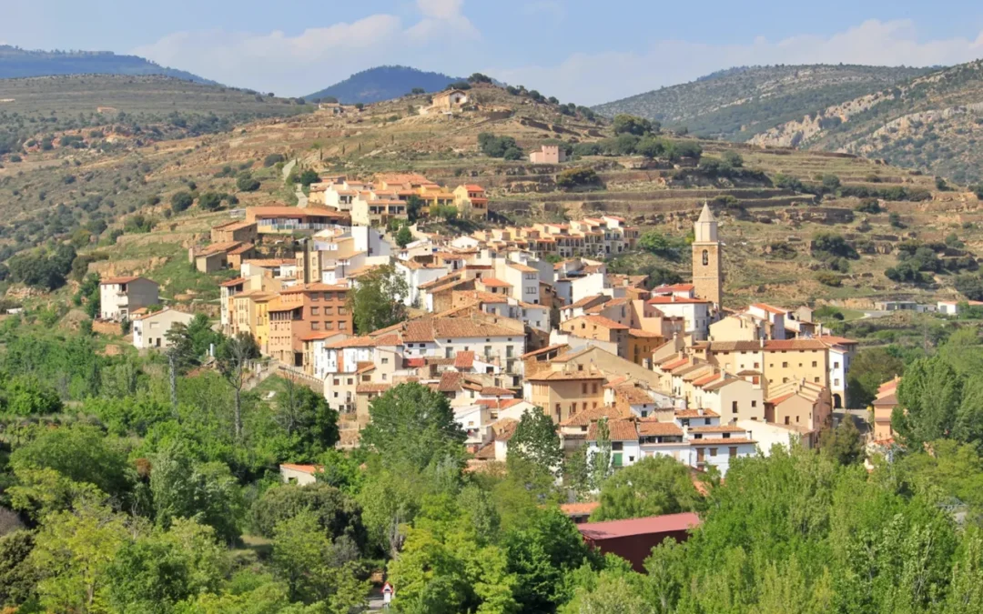 Cerrajero en Cortes de Arenoso